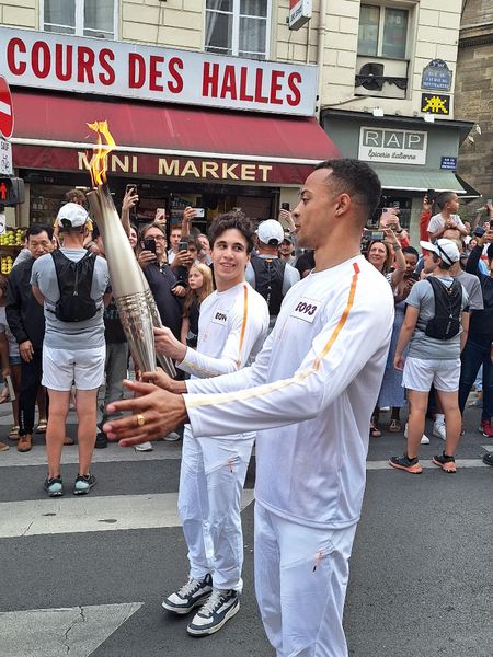 Luca Platania et la Flamme Olympique — photo 3